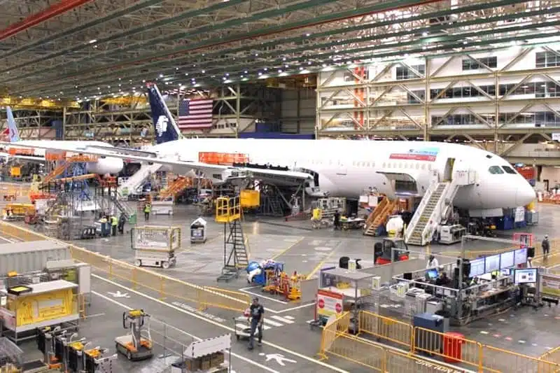 khach hang uac mua mastercam 2